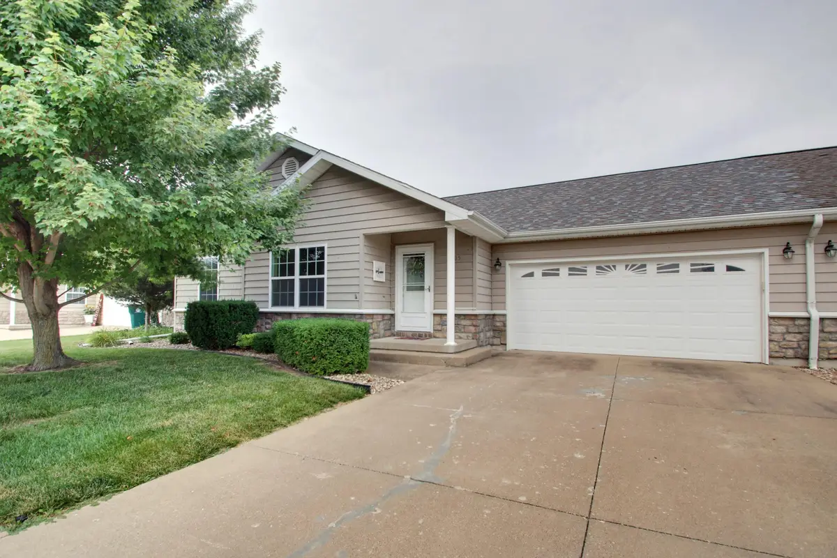 2605 N 13th Street, Quincy, IL 62305 - #1