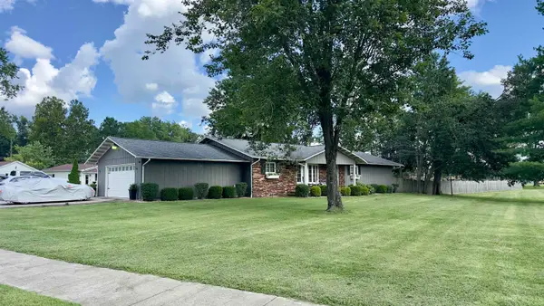 1402 E Cleveland Street E, West Frankfort, IL 62896