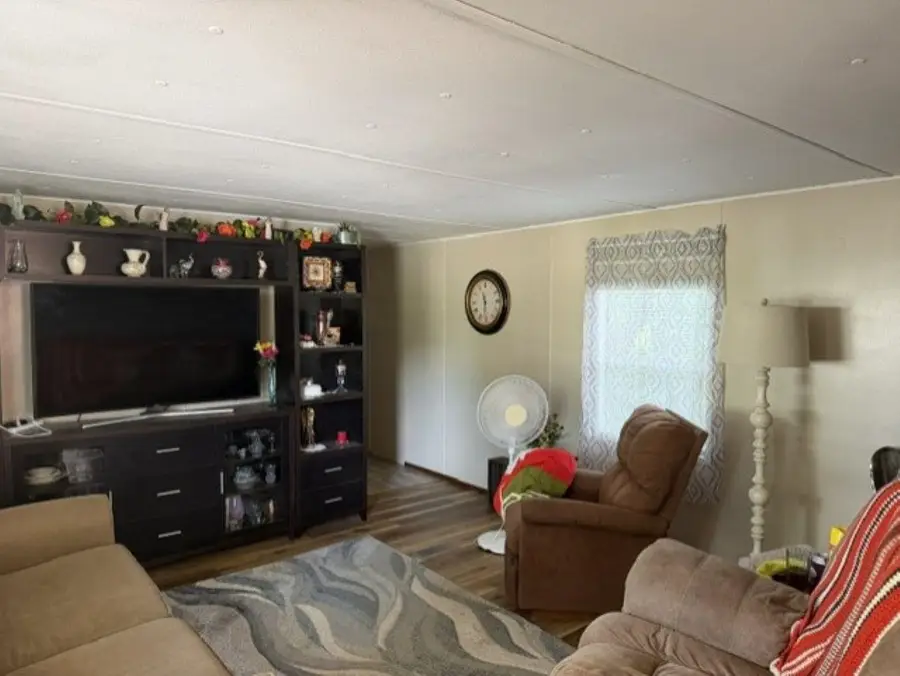 525 Timber Ridge Lane, Quincy, IL 62305 - #2