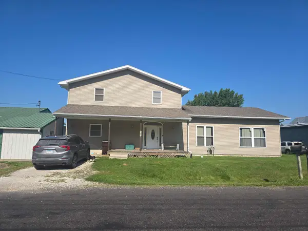 105 S Cedar Street S, Bowen, IL 62316