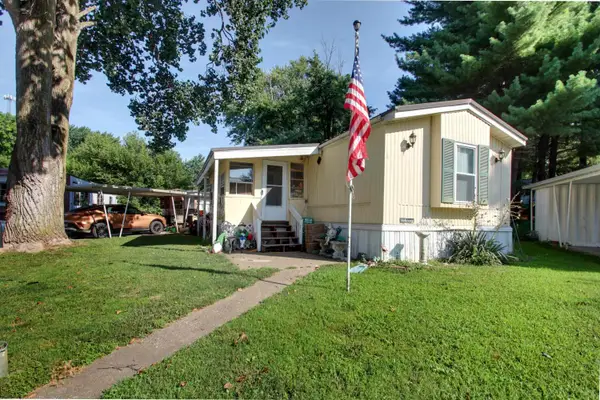 Address Withheld By Seller, Quincy, IL 62305