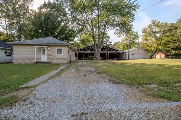 905 S Mcclelland Street, West Frankfort, IL 62896