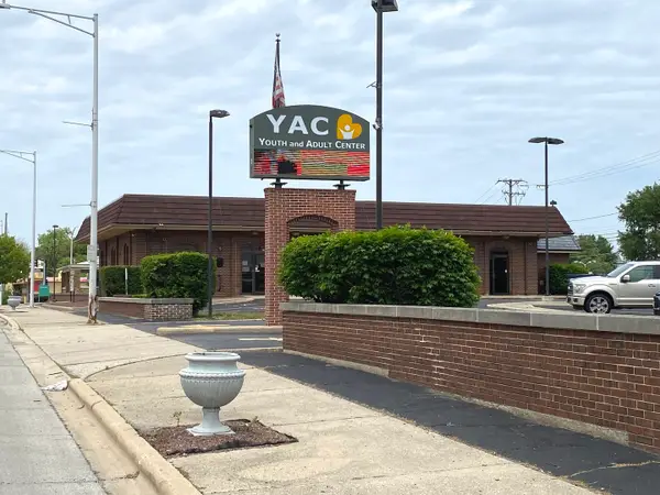 25 E 16th Street, Chicago Heights, IL 60411