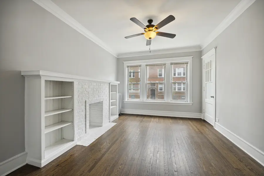 3040 W Sunnyside Avenue #D3, Chicago, IL 60625 - #2
