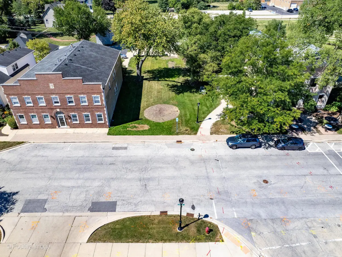 100 S Walnut Street, Itasca, IL 60143 - #1