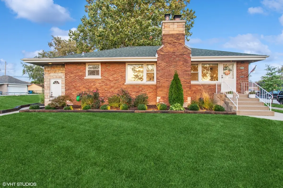 9559 Kilpatrick Avenue, Oak Lawn, IL 60453 - #1