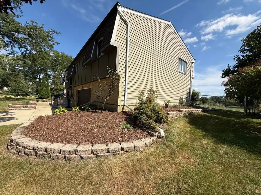 1230 Durham Drive, Wheaton, IL 60189 - #2