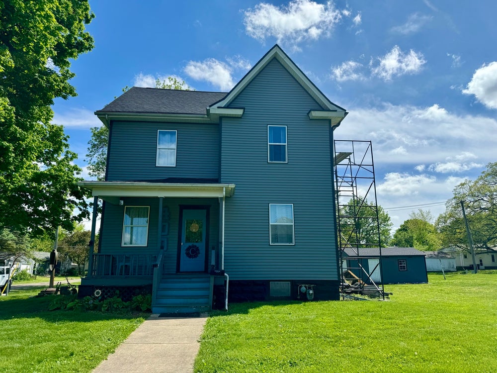 400 W Pine Street, Leroy, IL 61752 ERA