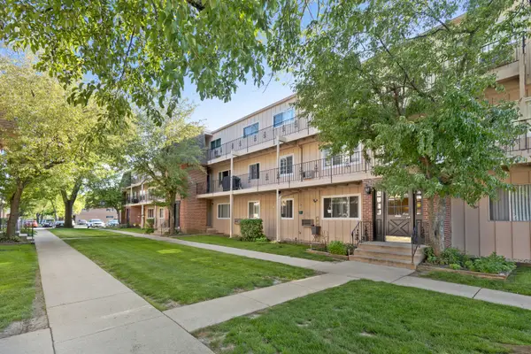 2508 Algonquin Road #16, Rolling Meadows, IL 60008