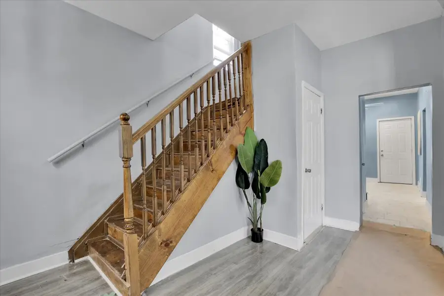 7829 S Escanaba Avenue, Chicago, IL 60649 - #3