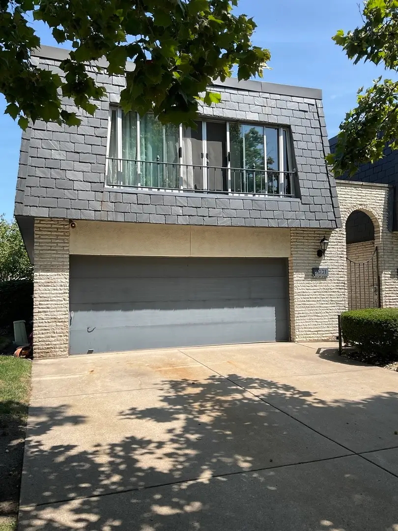 9831 S Karlov Avenue, Oak Lawn, IL 60453 - Image #1