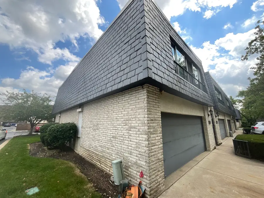 9831 S Karlov Avenue, Oak Lawn, IL 60453 - Image #3