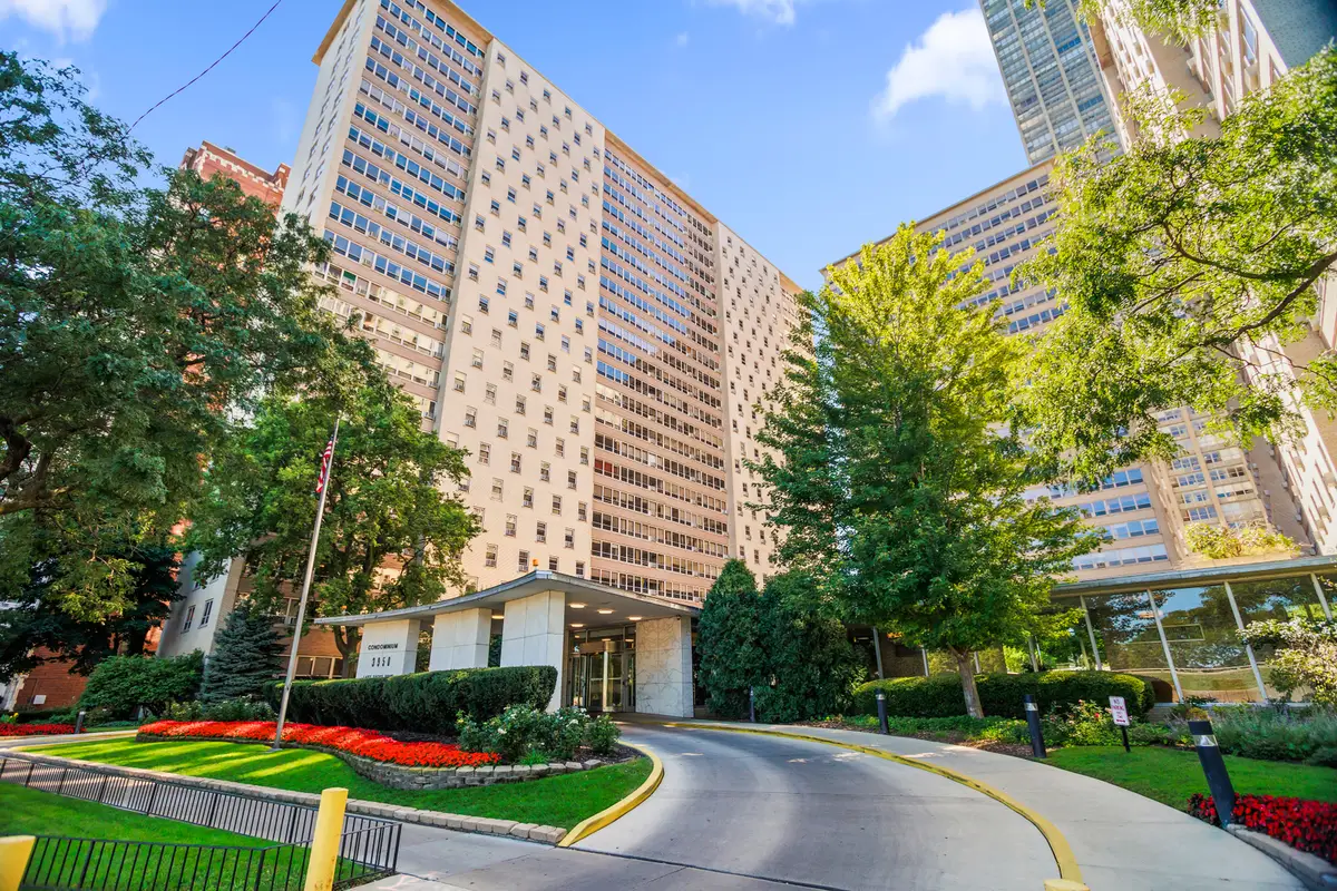 Address Withheld By Seller, Chicago, IL 60613 - #1