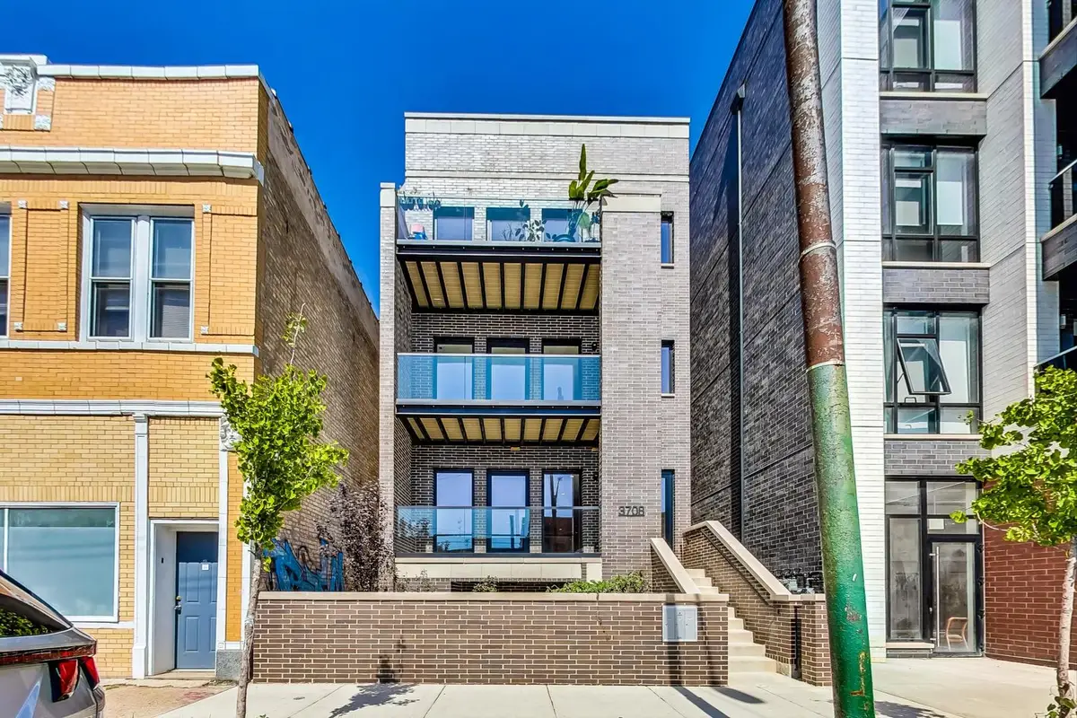 3708 W Belmont Avenue #1, Chicago, IL 60618 - Image #1