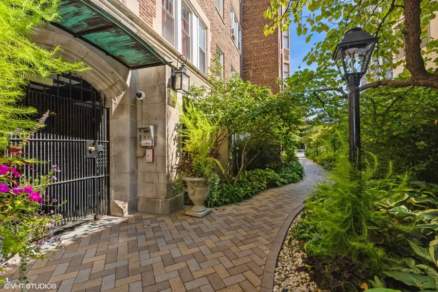 Address Withheld By Seller, Chicago, IL 60660 - Image #2