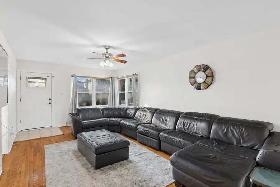 417 Callan Avenue, Evanston, IL 60202 - #2