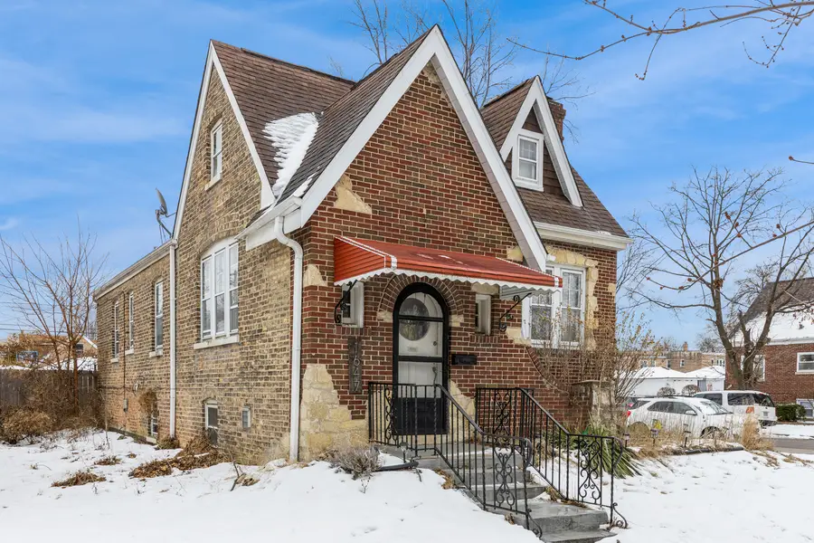 1647 Clinton Avenue, Berwyn, IL 60402 - #3