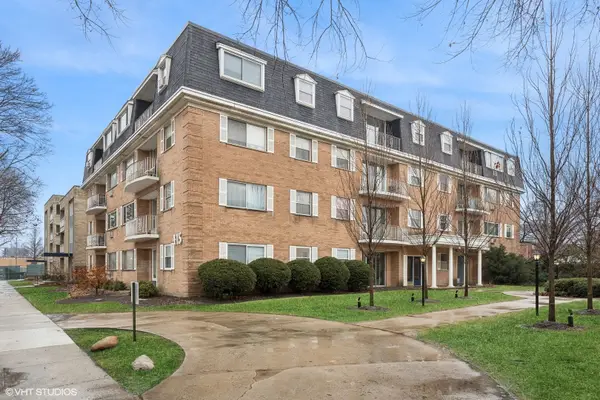415 Wesley Avenue #24, Oak Park, IL 60302