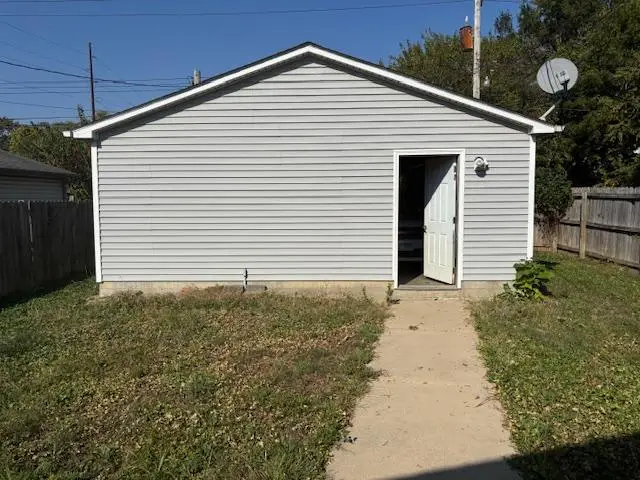 1405 E Edwards Street, Springfield, IL 62703 - Image #2