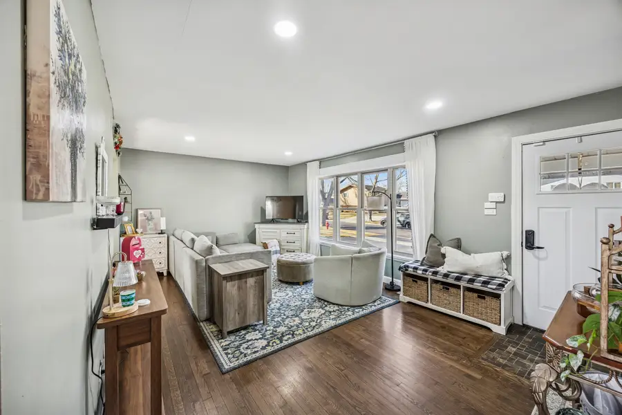 14817 El Vista Avenue, Oak Forest, IL 60452 - #3