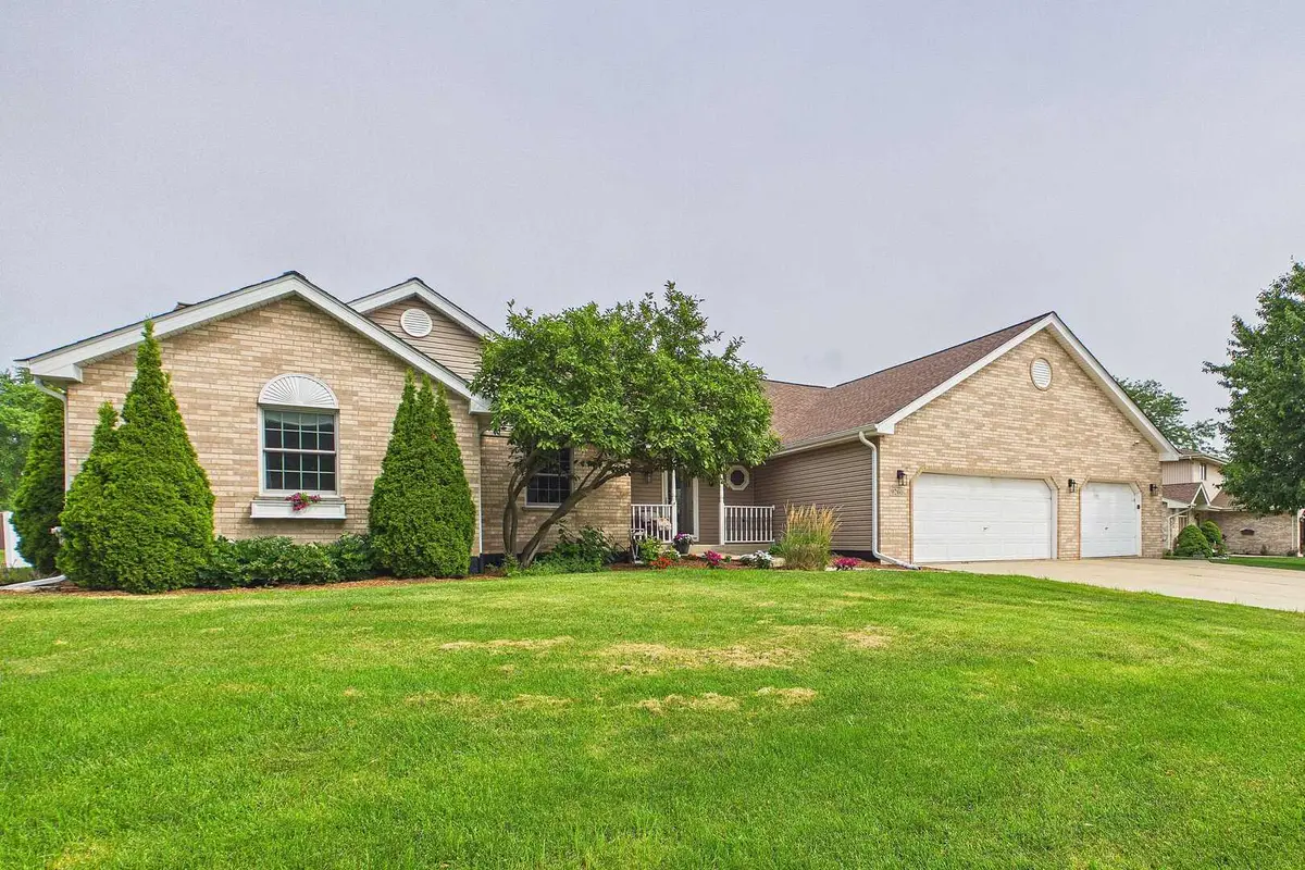9260 Elm Avenue, Mokena, IL 60448 - #1