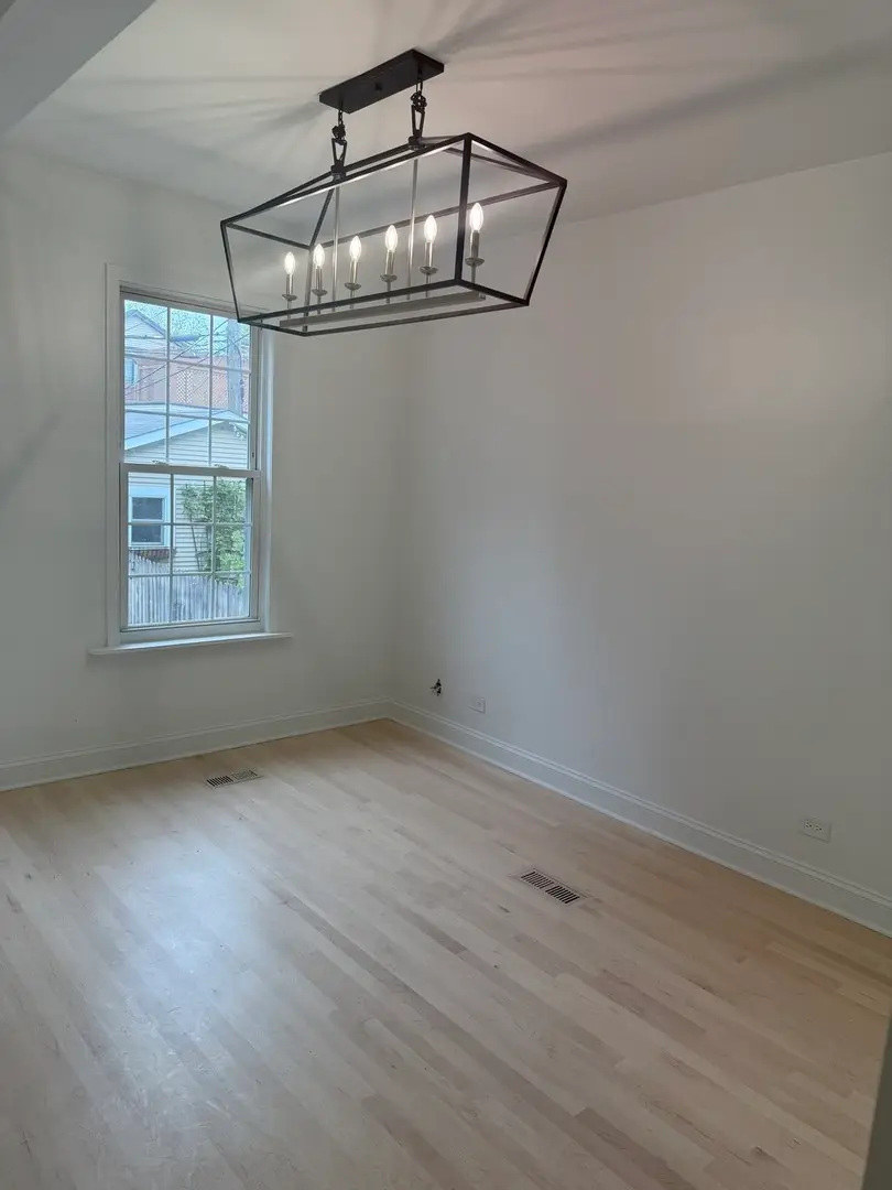 Address Withheld By Seller, Chicago, IL 60657 - Image #3