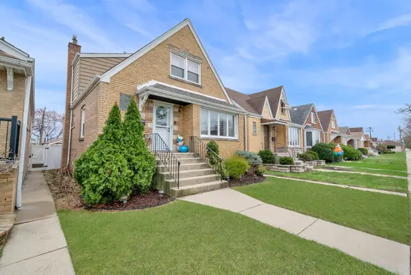 5415 S Oak Park Avenue, Chicago, IL 60638