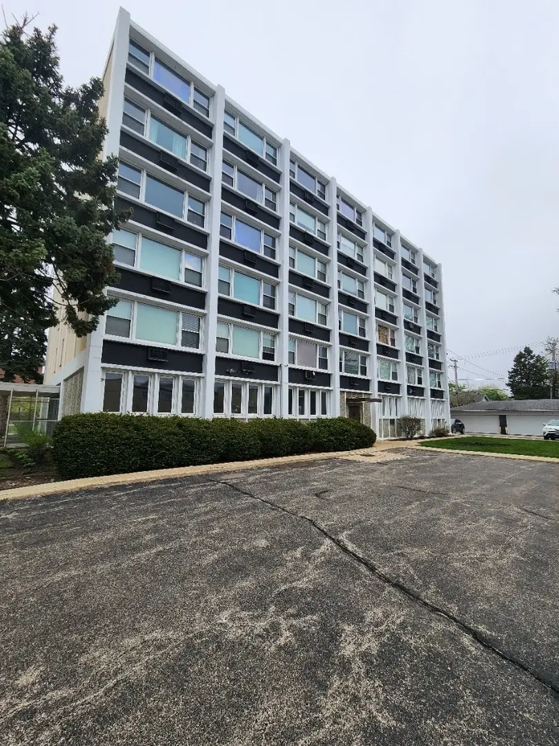 5975 N Odell Avenue #2C, Chicago, IL 60631 - Image #1