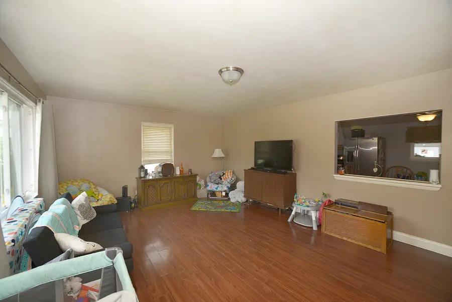 1307 W Washington Street, Ottawa, IL 61350 - Image #2