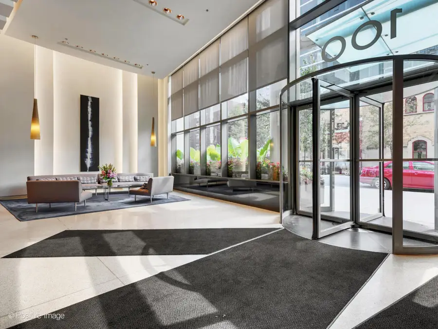 100 E 14th Street #1502, Chicago, IL 60605 - Image #3