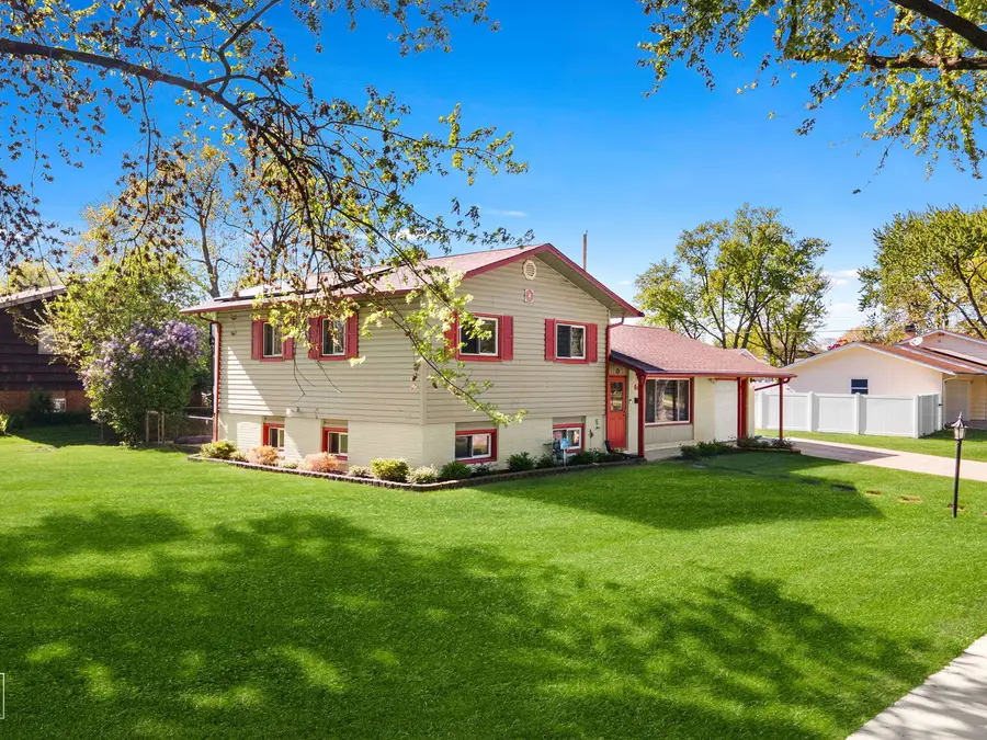 940 Washington Boulevard, Hoffman Estates, IL 60169 - #2