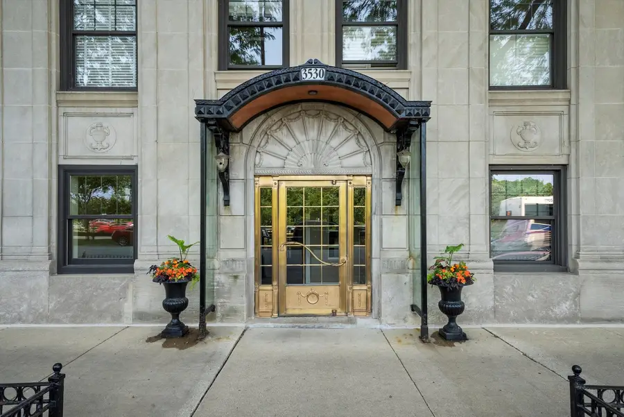 3530 N Lake Shore Drive #12B, Chicago, IL 60657 - Image #3