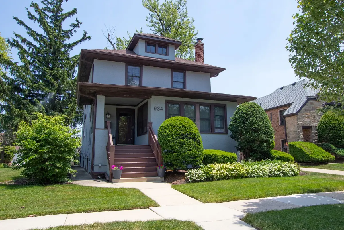 934 N Kenilworth Avenue, Oak Park, IL 60302 - #1
