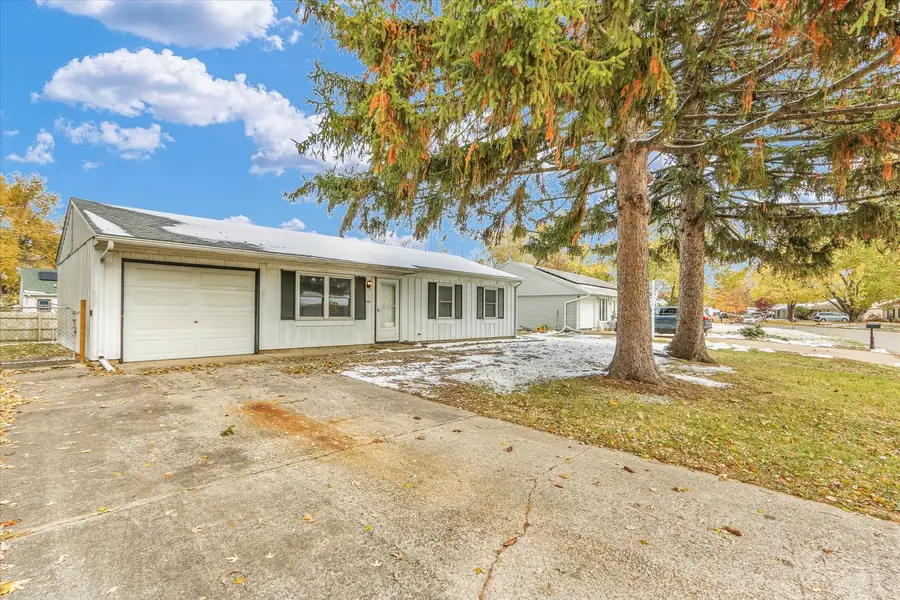 2808 Carrelton Drive, Champaign, IL 61821 - Image #2