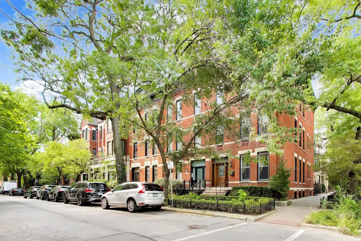 2254 N Fremont Street, Chicago, IL 60614 - #1