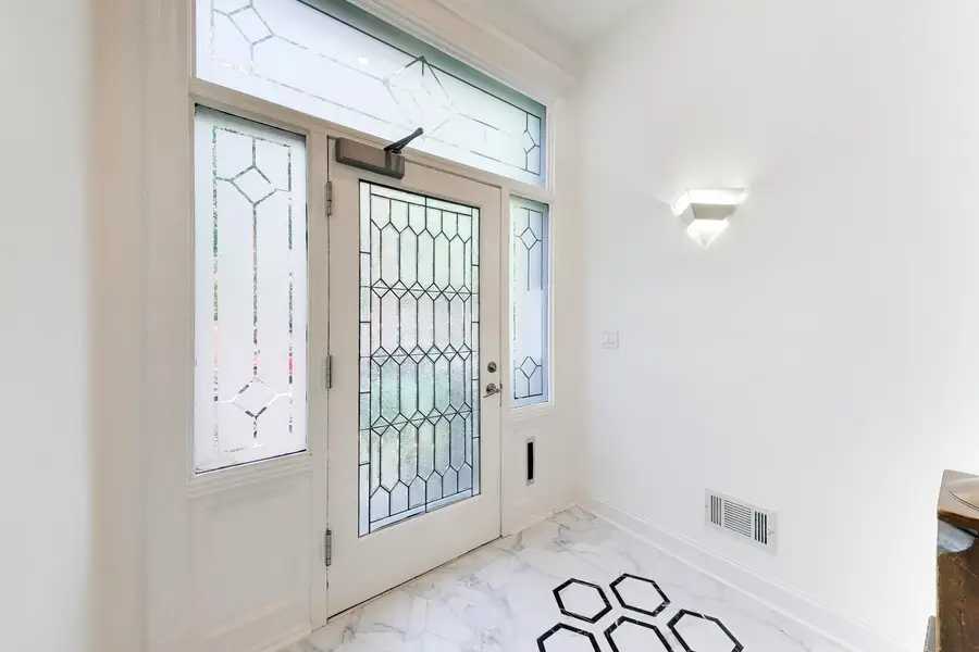 2254 N Fremont Street, Chicago, IL 60614 - #3