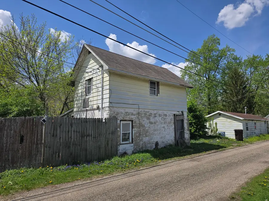 1518 Broadway Street, Lincoln, IL 62656 - #2