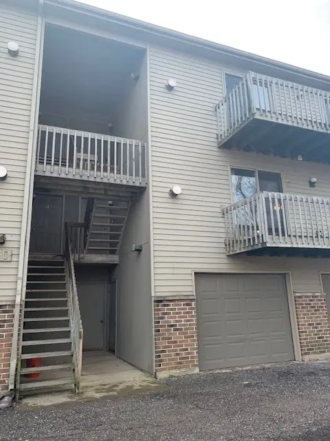 350 Woodridge Circle, South Elgin, IL 60177 - #1