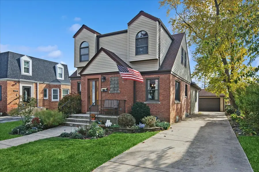 7531 W Cleveland Street, Niles, IL 60714 - Image #2