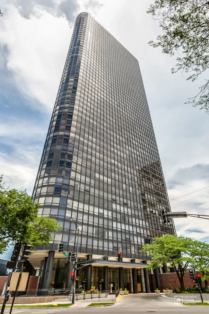 5415 N Sheridan Road #3402, Chicago, IL 60640 - #1