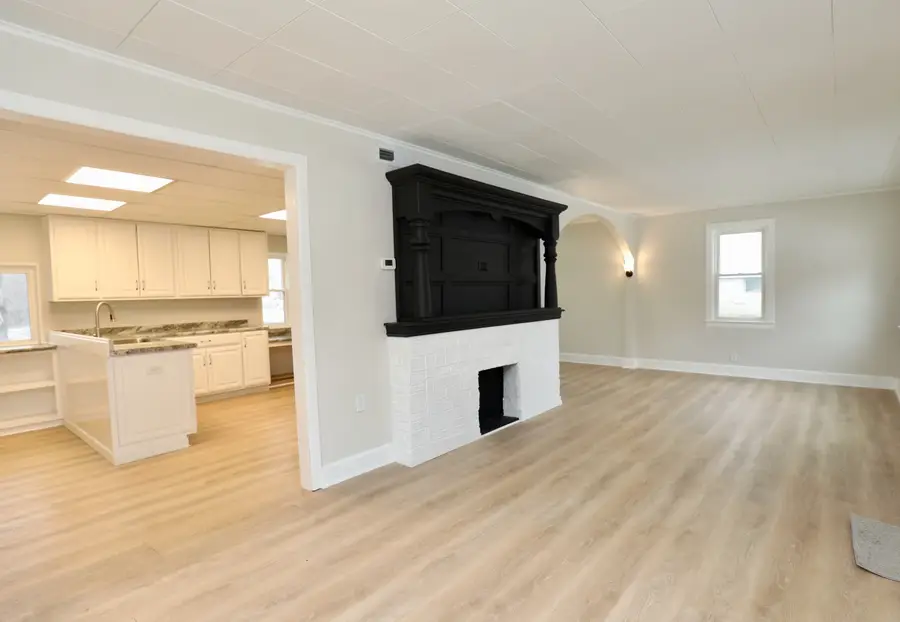 8 Peale Street, Joliet, IL 60433 - Image #2