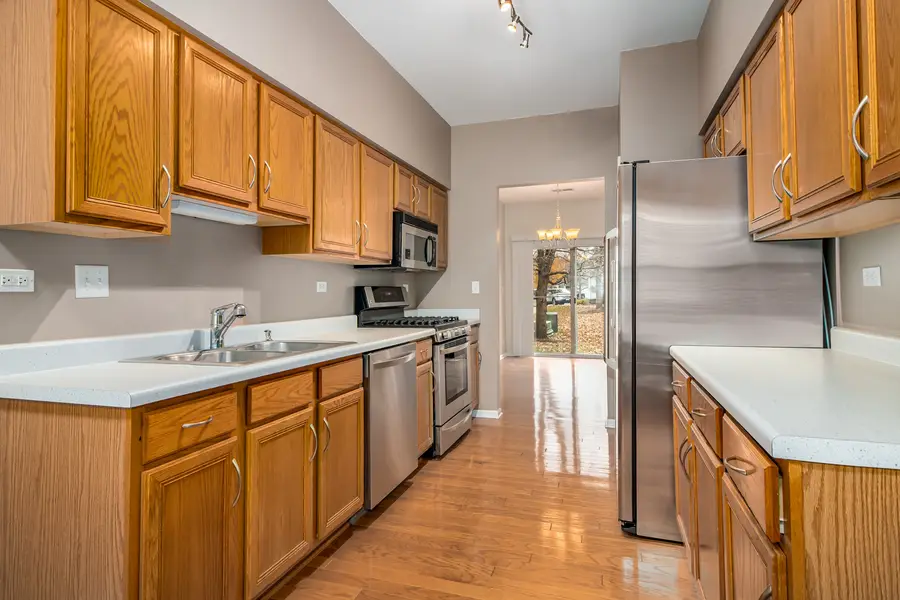 911 Sheridan Circle, Naperville, IL 60563 - #3