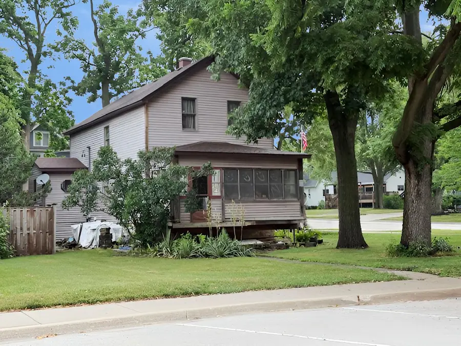 201 W Church Street, Minooka, IL 60447 - #2
