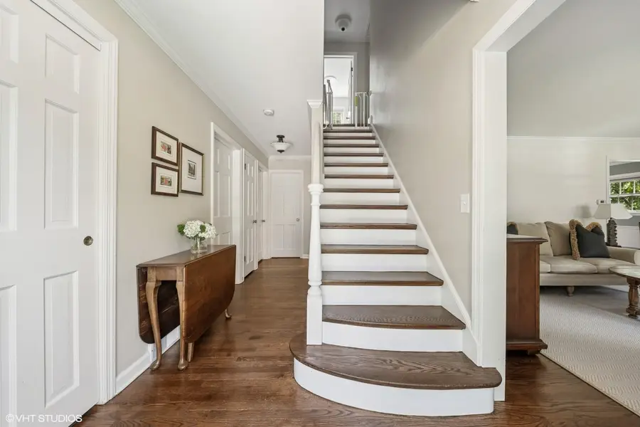 3212 Otto Lane, Evanston, IL 60201 - #3