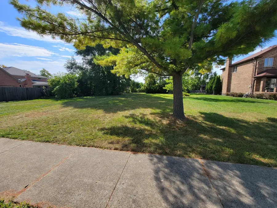 8619 W Park Lane, Niles, IL 60714 - Image #2