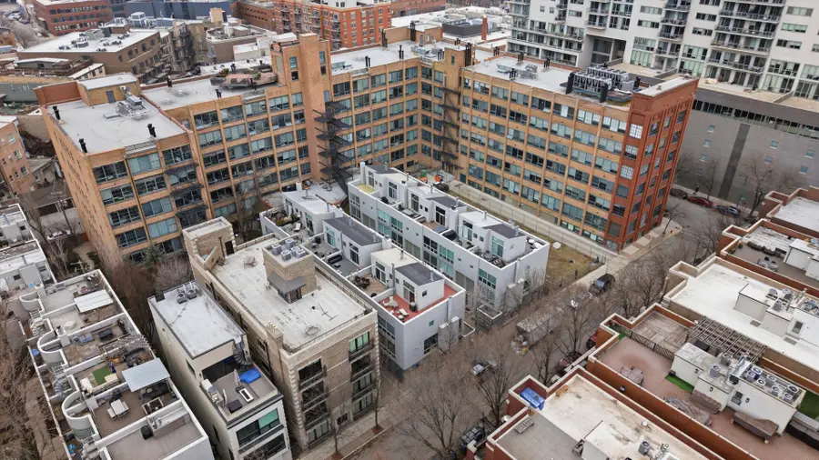 678 N Peoria Street #C, Chicago, IL 60642 - #3