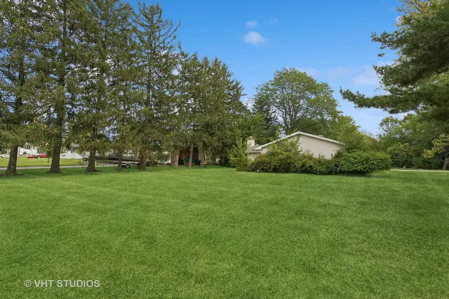 1750 W Thomas Street, Arlington Heights, IL 60004 - Image #2