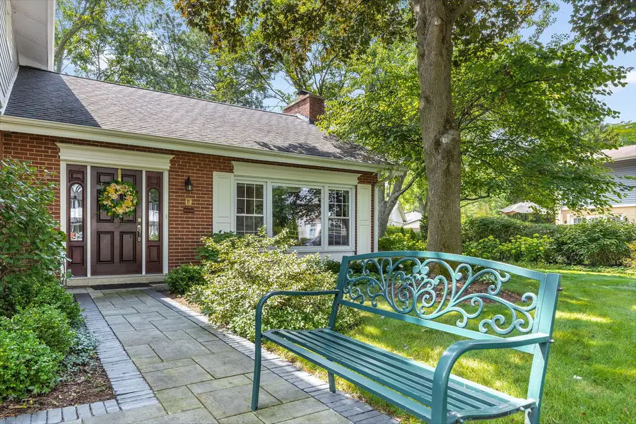 1943 Sunnyside Circle, Northbrook, IL 60062 - Image #3