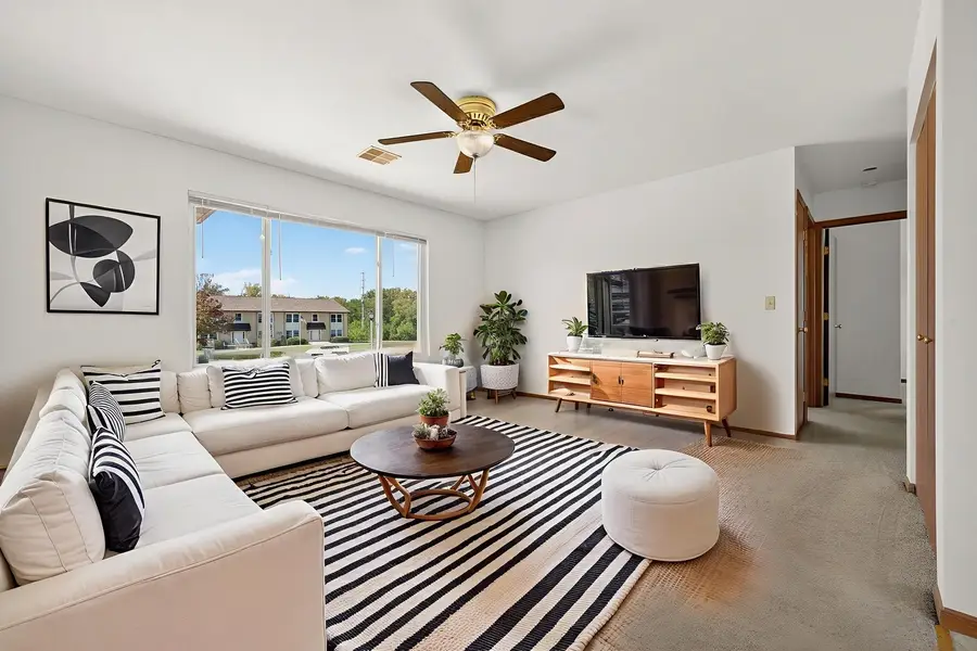 2401 Ashland Circle, Morris, IL 60450 - Image #2