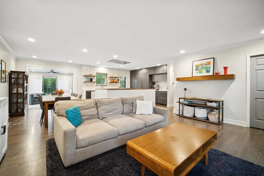 505 Pine Court, Lake Bluff, IL 60044 - Image #3